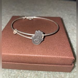 🪬Alex & Ani Bracelet. BUNDLE 3 JEWELRY ITEMS AND THE LOWEST ITEM IS FREE